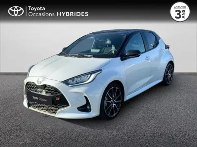 TOYOTA Yaris 116h GR Sport 5p MY22 occasion 2023 - Photo 1