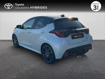 TOYOTA Yaris 116h GR Sport 5p MY22 occasion 2023 - Photo 2