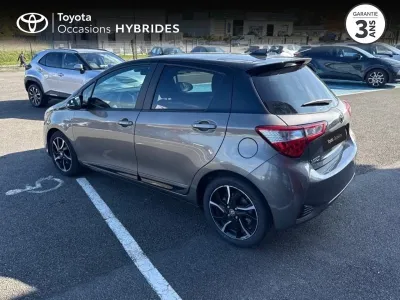 TOYOTA Yaris 100h Collection 5p RC19 occasion 2018 - Photo 2
