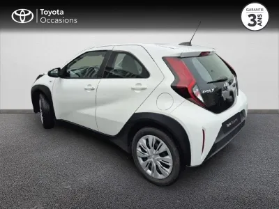 TOYOTA Aygo X 1.0 VVT-i 72ch Dynamic occasion 2022 - Photo 2