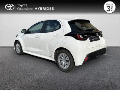 TOYOTA Yaris 116h Dynamic 5p MY22 occasion 2023 - Photo 2