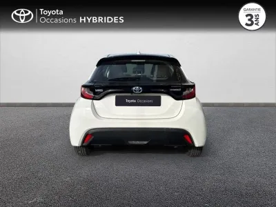 TOYOTA Yaris 116h Dynamic 5p MY22 occasion 2023 - Photo 4