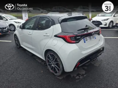 TOYOTA Yaris 116h GR Sport 5p MY22 occasion 2022 - Photo 2
