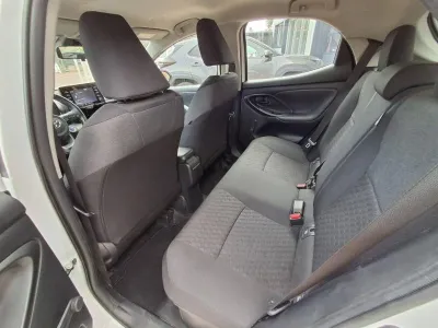 TOYOTA Yaris 116h Dynamic 5p MY22 occasion 2022 - Photo 4