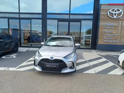 TOYOTA Yaris 116h Design 5p MY22 occasion 2022 - Photo 1