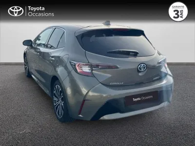 TOYOTA Corolla 122h Design occasion 2019 - Photo 2