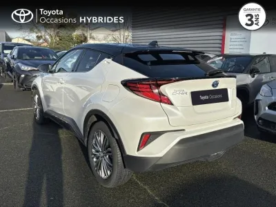 TOYOTA C-HR 122h Distinctive 2WD E-CVT MY22 occasion 2022 - Photo 2