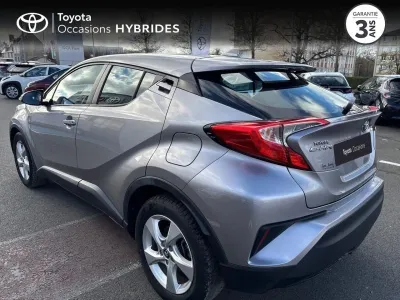 TOYOTA C-HR 122h Dynamic 2WD E-CVT RC18 occasion 2018 - Photo 2