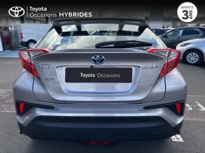 TOYOTA C-HR 122h Dynamic 2WD E-CVT RC18 occasion 2018 - Photo 4