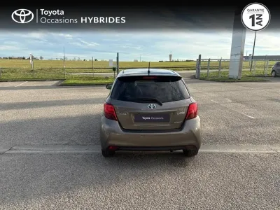 TOYOTA Yaris HSD 100h Collection 5p occasion 2017 - Photo 4