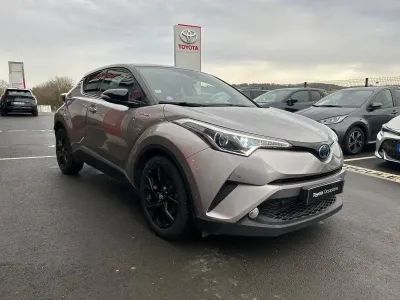 TOYOTA C-HR 122h Graphic 2WD E-CVT occasion 2019 - Photo 3