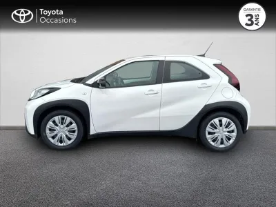 TOYOTA Aygo X 1.0 VVT-i 72ch Dynamic occasion 2023 - Photo 3