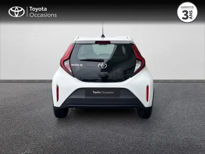 TOYOTA Aygo X 1.0 VVT-i 72ch Dynamic occasion 2023 - Photo 4