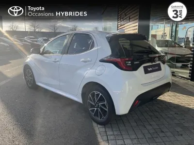 TOYOTA Yaris 116h Design 5p MY22 occasion 2023 - Photo 2