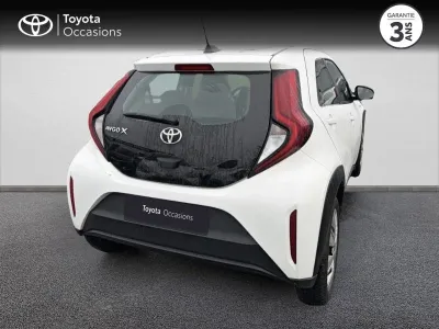 TOYOTA Aygo X 1.0 VVT-i 72ch Dynamic occasion 2022 - Photo 2