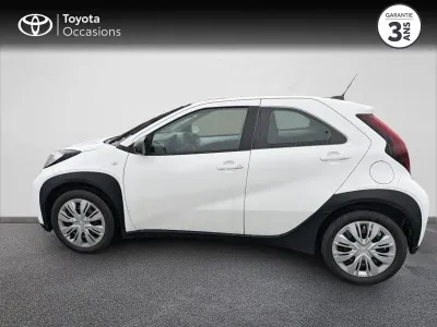 TOYOTA Aygo X 1.0 VVT-i 72ch Dynamic occasion 2022 - Photo 3