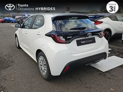 TOYOTA Yaris 116h Dynamic 5p MY22 occasion 2023 - Photo 2