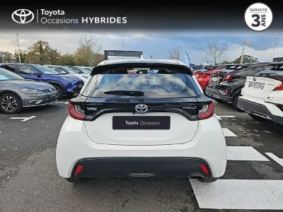 TOYOTA Yaris 116h Dynamic 5p MY22 occasion 2023 - Photo 4