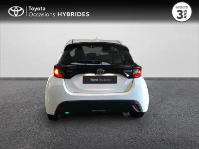 TOYOTA Yaris 116h Dynamic 5p MY22 occasion 2023 - Photo 4