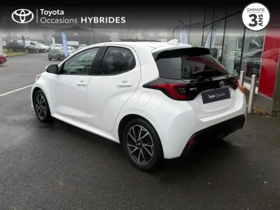 TOYOTA Yaris 116h Design 5p MY22 occasion 2022 - Photo 2