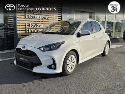 TOYOTA Yaris 116h Dynamic Business 5p + Stage Hybrid Academy MY21 occasion 2021 - Photo 1