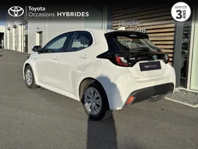 TOYOTA Yaris 116h Dynamic 5p MY22 occasion 2021 - Photo 2