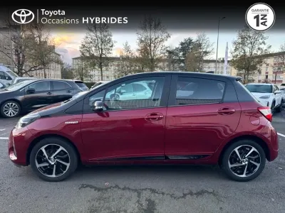 TOYOTA Yaris 100h Collection 5p RC19 occasion 2020 - Photo 3