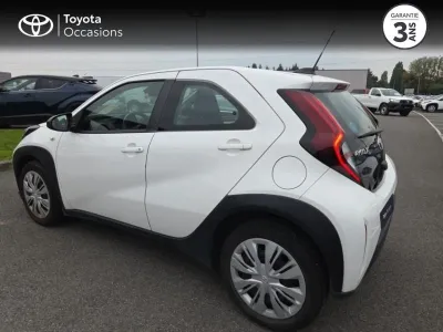 TOYOTA Aygo X 1.0 VVT-i 72ch Dynamic occasion 2022 - Photo 2