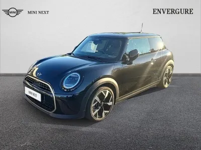 MINI Cooper 3 Portes C 156ch Favoured DKG7 occasion 2024 - Photo 1