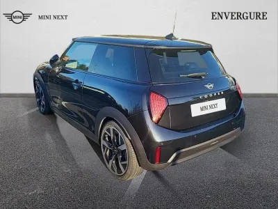 MINI Cooper 3 Portes C 156ch Favoured DKG7 occasion 2024 - Photo 2