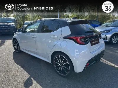TOYOTA Yaris 116h GR Sport 5p MY22 occasion 2023 - Photo 2