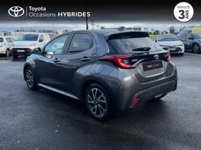 TOYOTA Yaris 116h Design 5p MY22 occasion 2022 - Photo 2