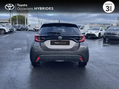 TOYOTA Yaris 116h Design 5p MY22 occasion 2022 - Photo 4