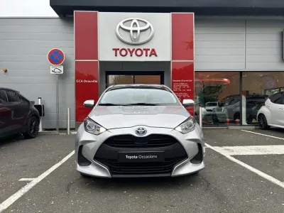 TOYOTA Yaris 116h Dynamic 5p MY22 occasion 2023 - Photo 2