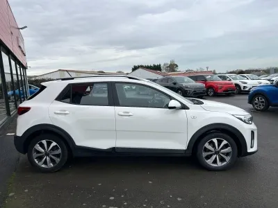 KIA Stonic 1.0 T-GDi 120ch MHEV Active DCT7 occasion 2021 - Photo 4