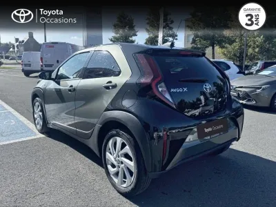 TOYOTA Yaris 120 VVT-i Dynamic 5p MY22 occasion 2023 - Photo 2