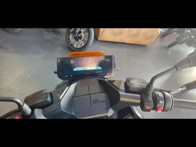 BMW C CE04 11kW occasion 2025 - Photo 3