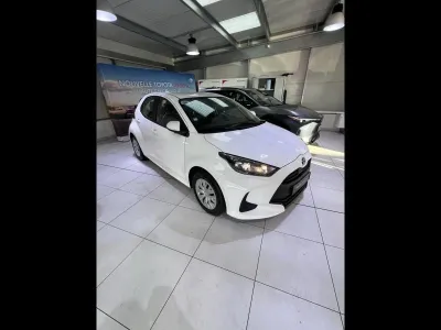 TOYOTA Yaris 116h Dynamic 5p MY22 occasion 2023 - Photo 1