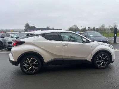 TOYOTA C-HR 122h Edition 2WD E-CVT MY20 occasion 2021 - Photo 3