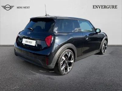 MINI Cooper 3 Portes C 156ch Favoured DKG7 occasion 2024 - Photo 2