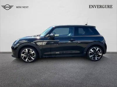 MINI Cooper 3 Portes C 156ch Favoured DKG7 occasion 2024 - Photo 3