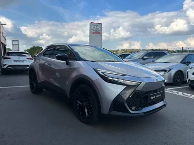 TOYOTA C-HR 2.0 Hybride Rechargeable 225ch Collection MY25 occasion 2024 - Photo 3