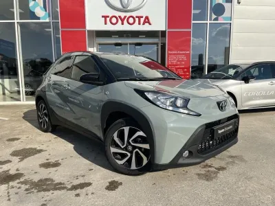 TOYOTA Aygo X 1.0 VVT-i 72ch Design MY24 occasion 2024 - Photo 2
