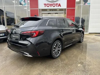 TOYOTA Corolla Touring Spt 1.8 140ch Design MY24 occasion 2024 - Photo 2