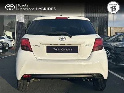 TOYOTA Yaris 100 VVT-i Dynamic 5p occasion 2016 - Photo 4