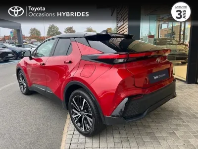 TOYOTA C-HR 1.8 Hybride 140ch Collection NG23 occasion 2024 - Photo 2