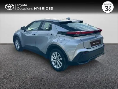 TOYOTA C-HR 1.8 Hybride 140ch Dynamic NG23 occasion 2024 - Photo 2