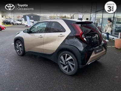 TOYOTA Aygo X 1.0 VVT-i 72ch Collection S-CVT occasion 2023 - Photo 2
