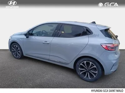 RENAULT Clio Réversible 1.6 E-Tech 145ch full hybrid Evolution occasion 2023 - Photo 2