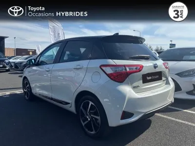 TOYOTA Yaris 100h Collection 5p Pack City occasion 2019 - Photo 2